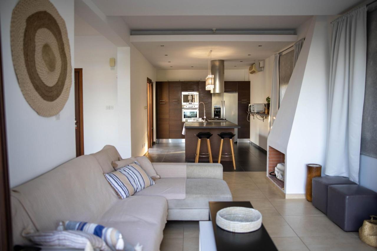 Balinese Villa Ajía Nápa Kültér fotó