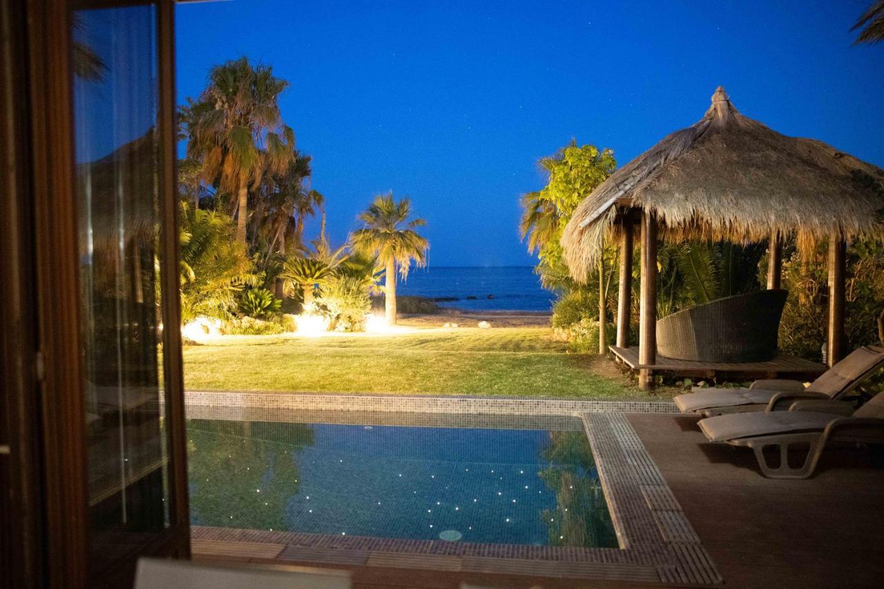 Balinese Villa Ajía Nápa Kültér fotó